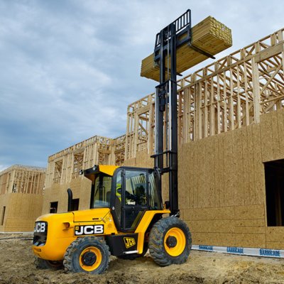 Forklift unloading machinery and industrial equipment in Billericay
